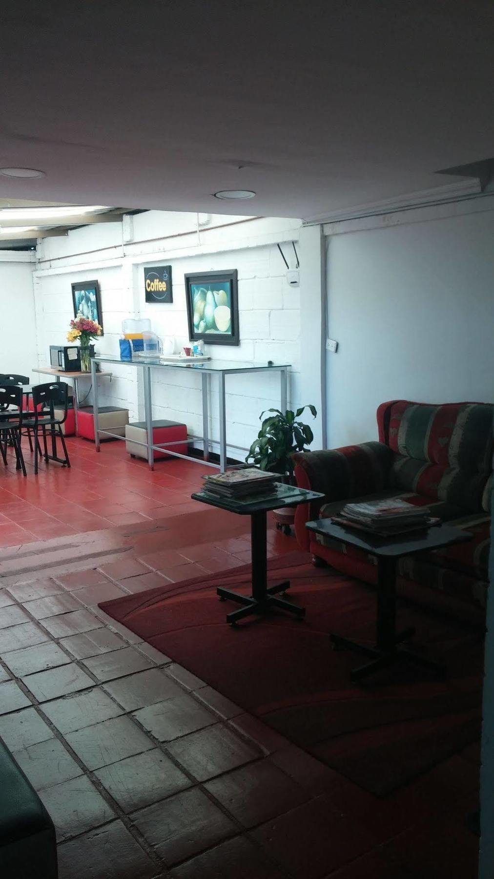 Hostel Av Suba 116 ボゴタ エクステリア 写真