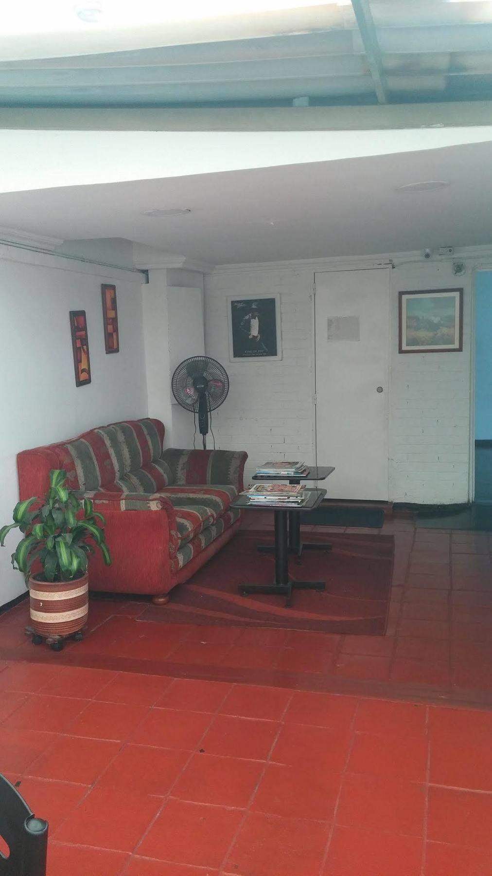 Hostel Av Suba 116 ボゴタ エクステリア 写真