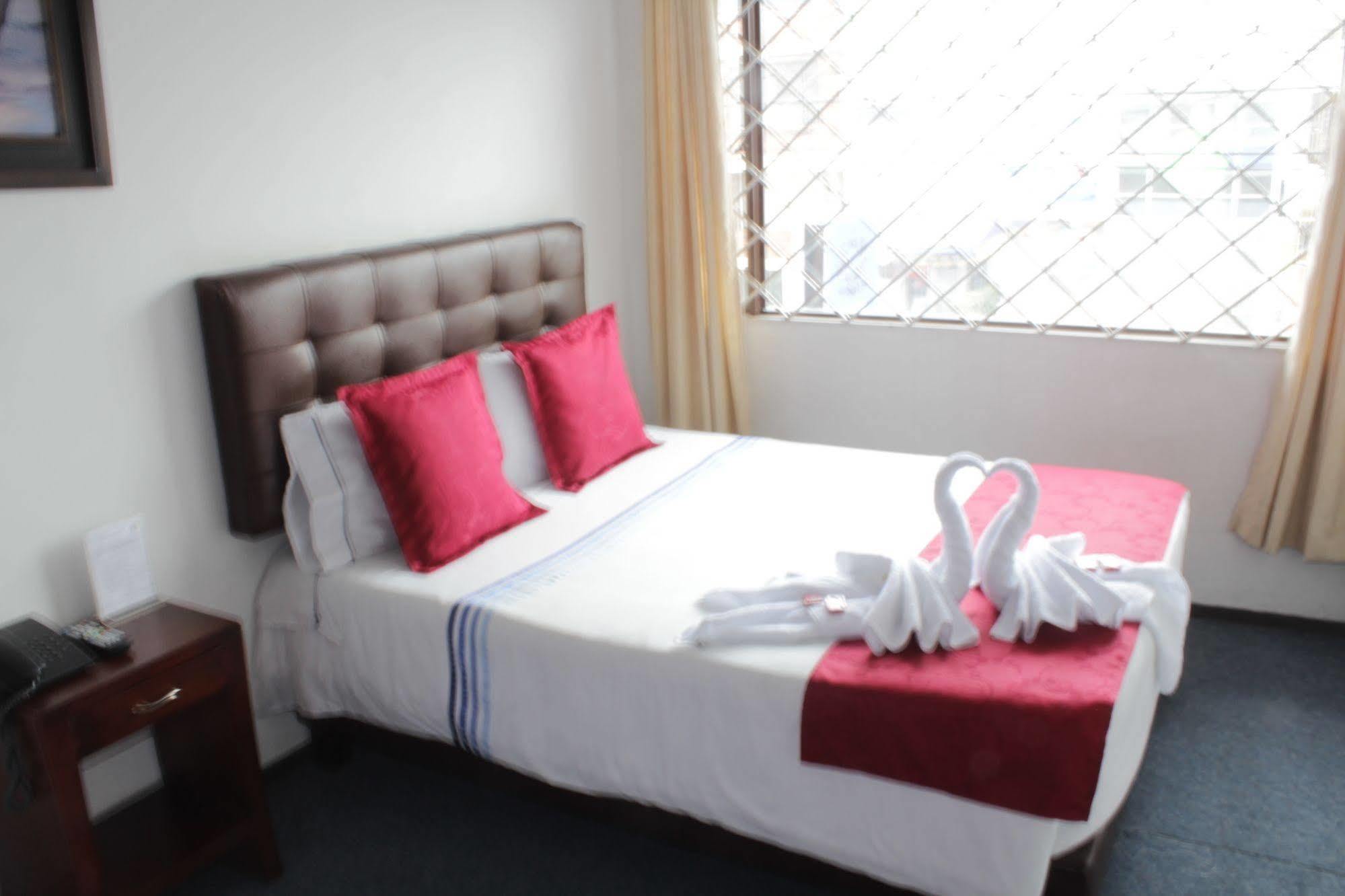 Hostel Av Suba 116 ボゴタ エクステリア 写真
